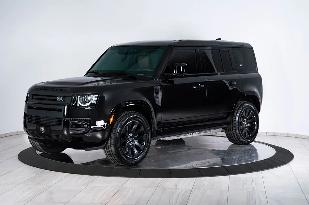Land Rover Defender - Car Image